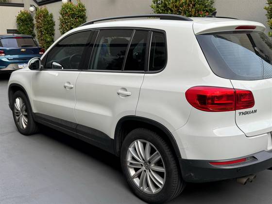 VOLKSWAGEN TIGUAN 1.4 TSI 16V TURBO GASOLINA 4P DSG